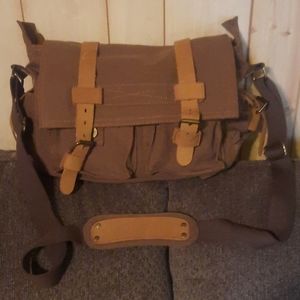 AUGUR STRAUSS &CO. MESSENGER BAG